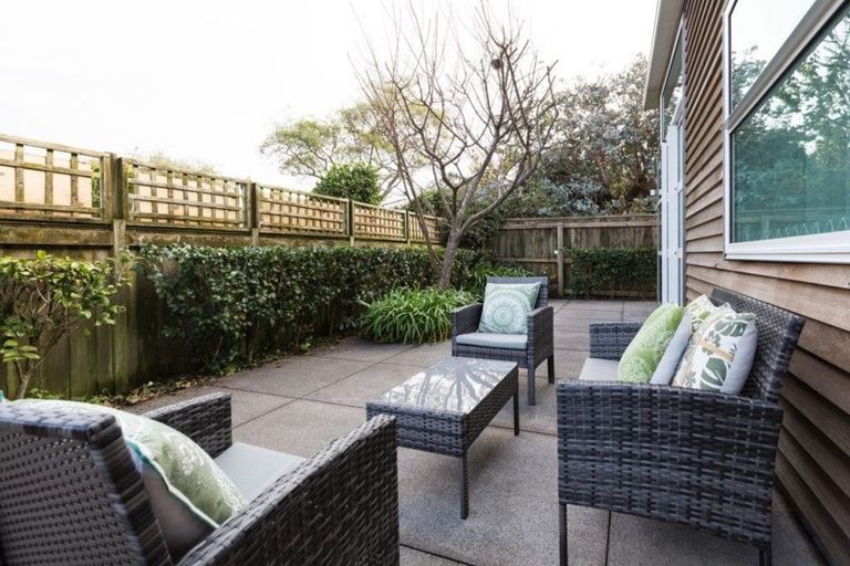 Photo of property in 22 Richmond Street, Waitara, 4320