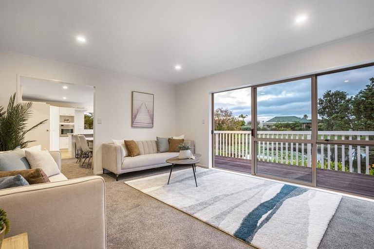 Photo of property in 11b Mcgowan Place, Orewa, 0931