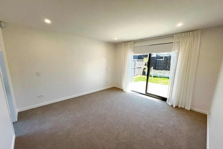 Photo of property in 25 Kenehi Road, Karaka, 2124