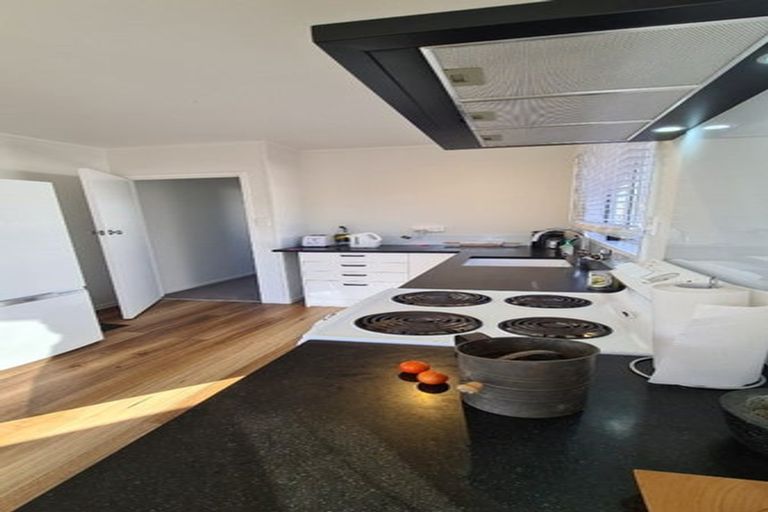 Photo of property in 17 Pah Road, Onerahi, Whangarei, 0110