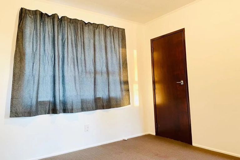 Photo of property in 12 Ben Lora Place, Mangere East, Auckland, 2024