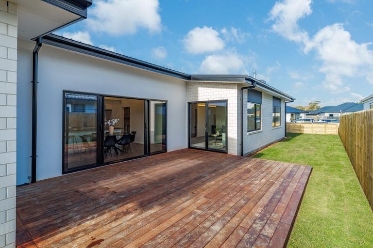 Photo of property in 103 Aviemore Drive, Marshland, Christchurch, 8083