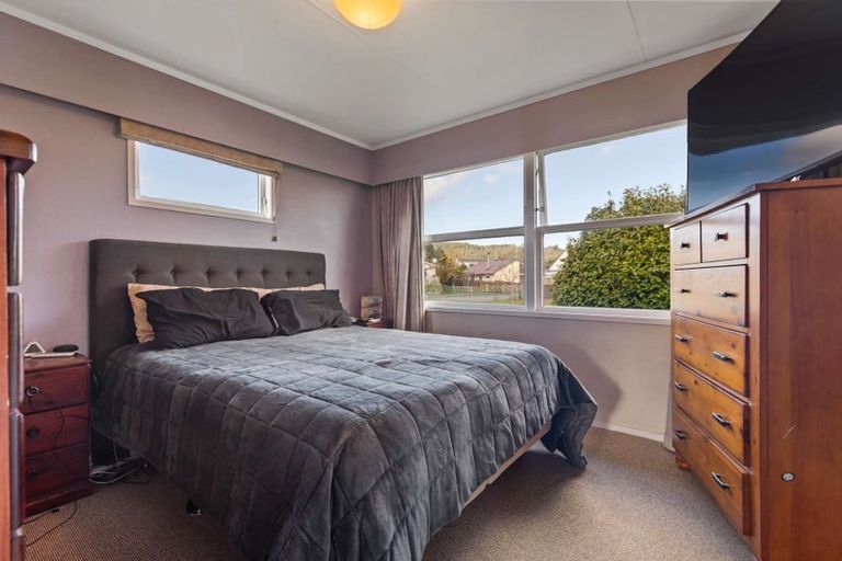 Photo of property in 9 Browning Crescent, Owhata, Rotorua, 3010