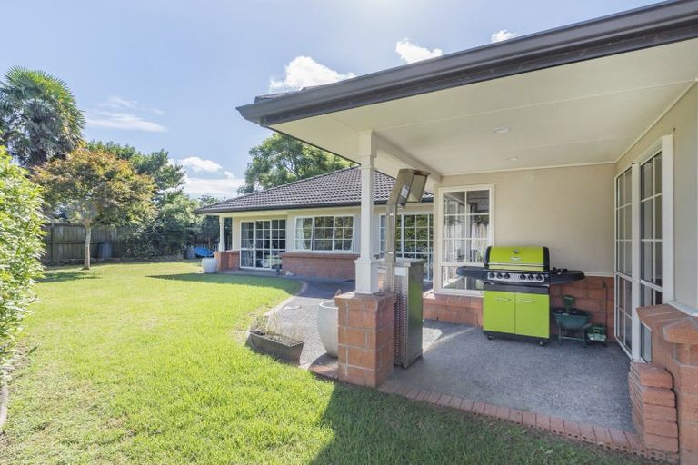 Photo of property in 13 Moss Crescent, Takanini, 2112