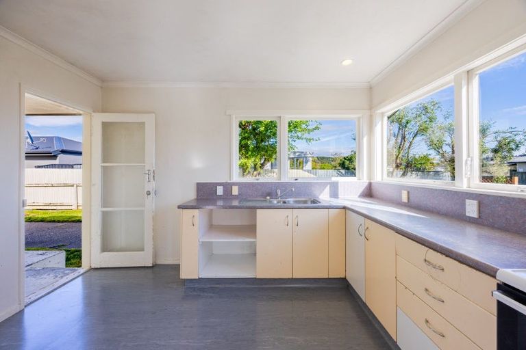 Photo of property in 23 Gebbie Road, Taradale, Napier, 4112