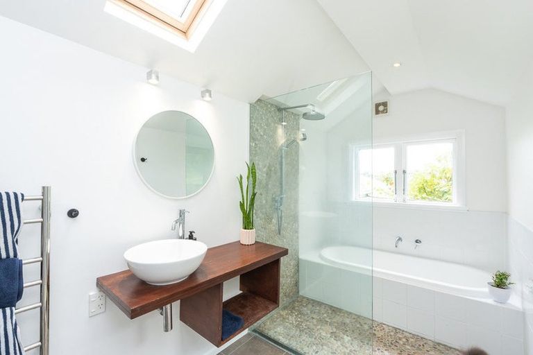 Photo of property in 51 Reuben Avenue, Brooklyn, Wellington, 6021