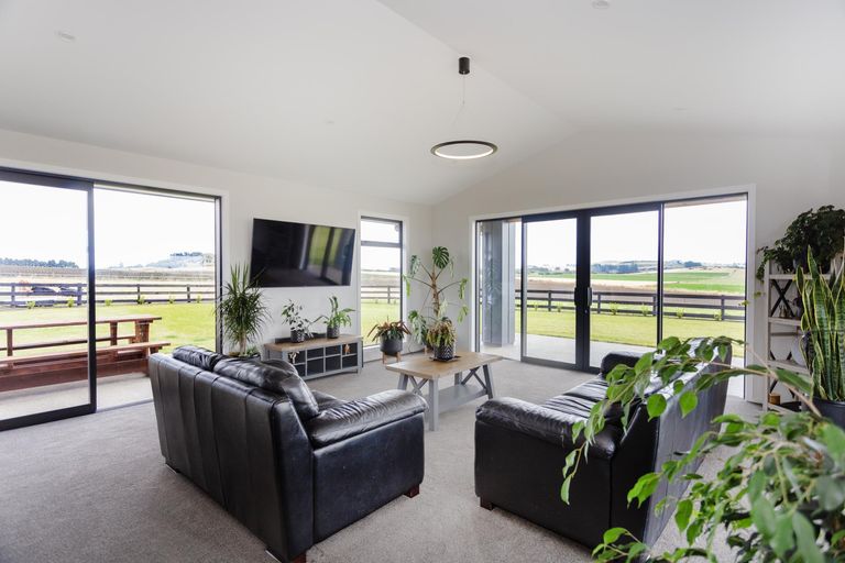 Photo of property in 62a Springfield Road, Totara, Oamaru, 9492