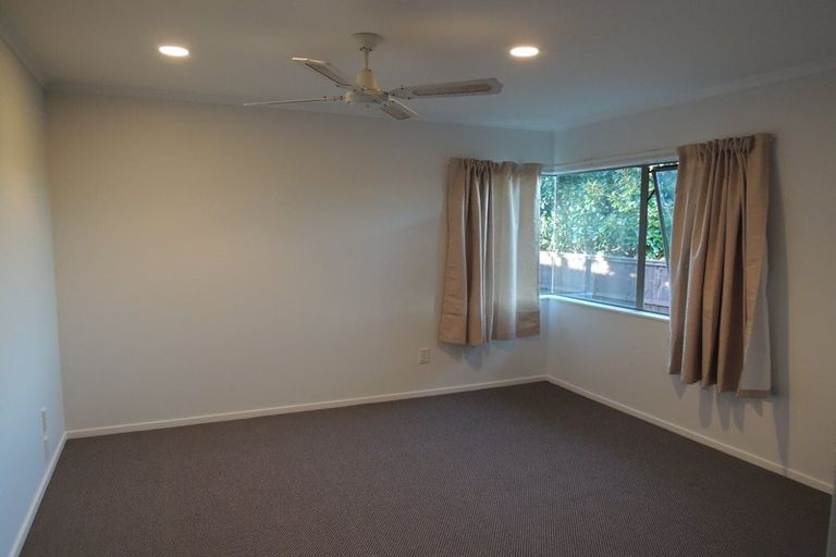 Photo of property in 4 Stanford Street, Albany, Auckland, 0632