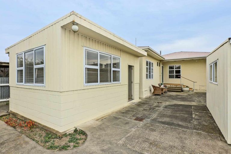 Photo of property in 413 Burnett Street, Mahora, Hastings, 4120