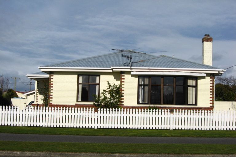 Photo of property in 57 Renfrew Street, Waikiwi, Invercargill, 9810