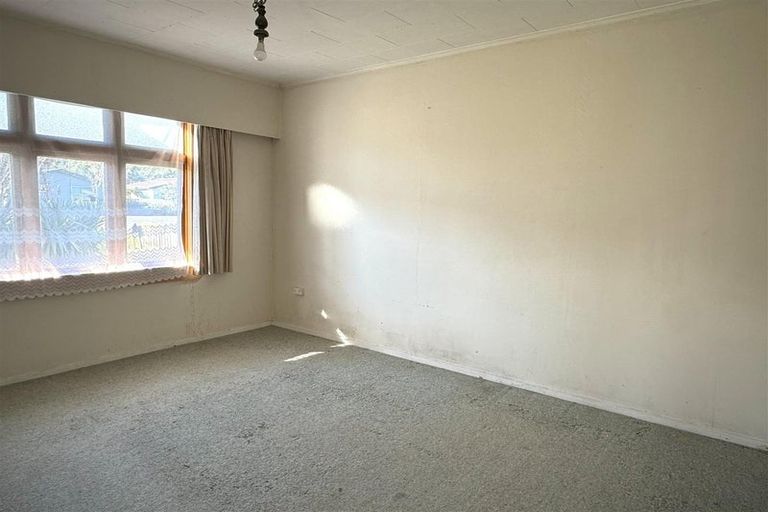 Photo of property in 19 Inverness Street, Dunollie, Runanga, 7803