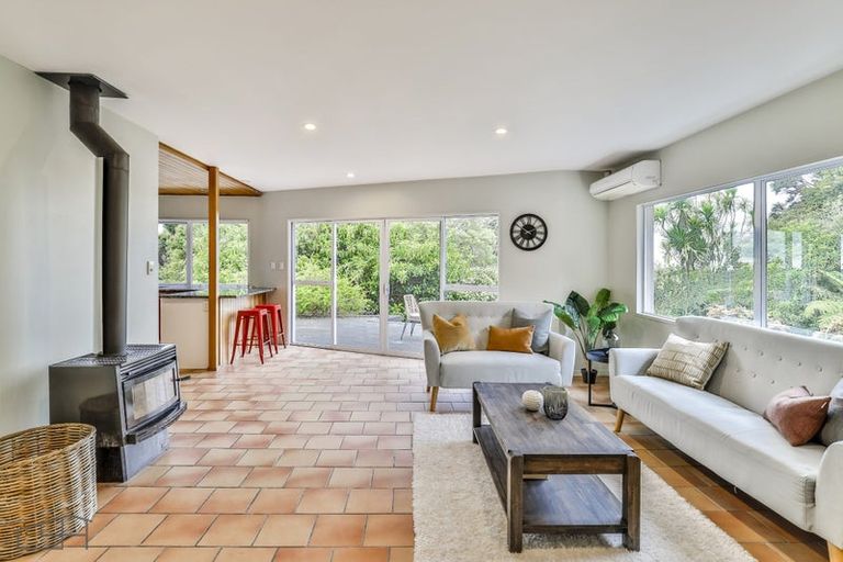 Photo of property in 212 Carter Road, Oratia, Auckland, 0604