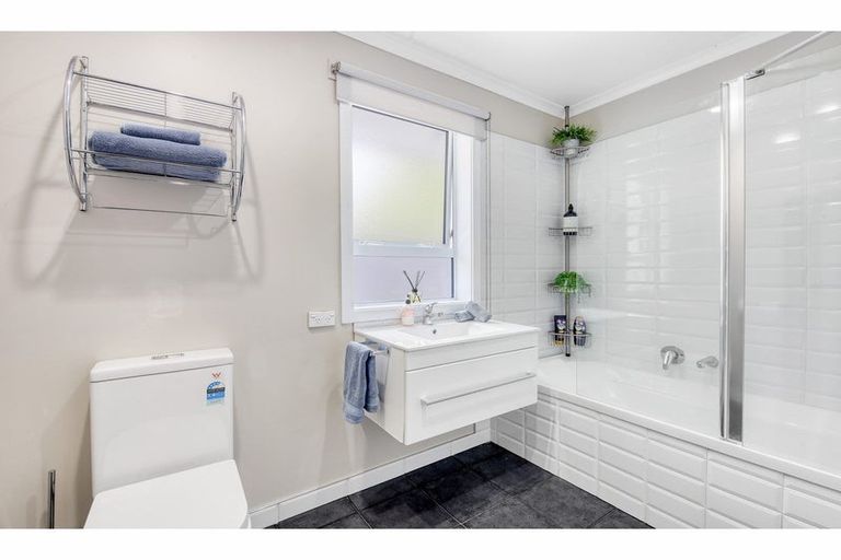 Photo of property in 26b East Belt, Rangiora, 7400