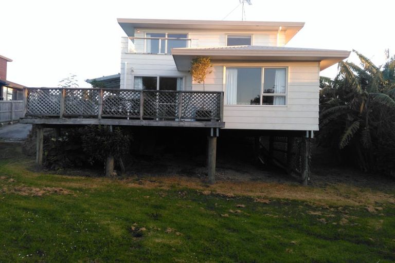 Photo of property in 52 Amorino Drive, Red Beach, 0932