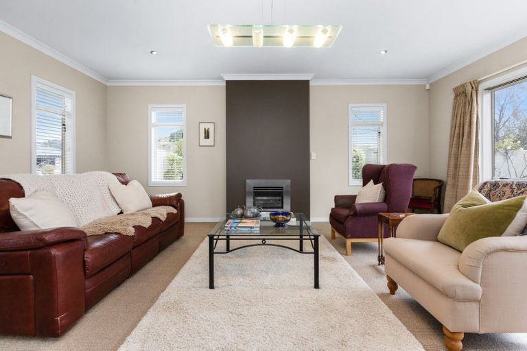 Photo of property in 24 Merlot Drive, Greenmeadows, Napier, 4112