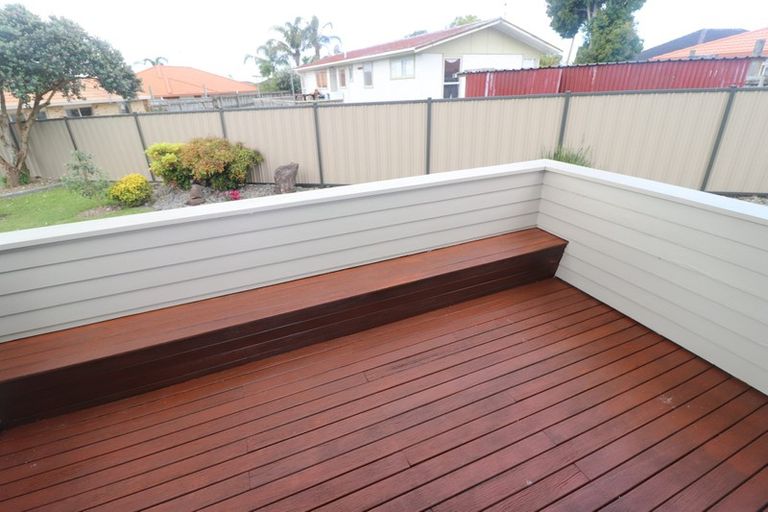 Photo of property in 81 Sturges Road, Henderson, Auckland, 0612