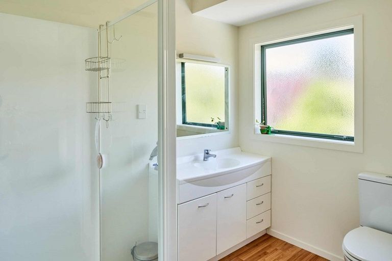 Photo of property in 42f James Cook Drive, Whitby, Porirua, 5024