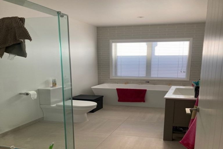 Photo of property in 5 Astelia Lane, Papamoa Beach, Papamoa, 3118