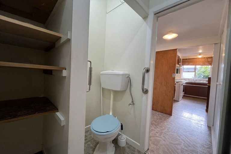 Photo of property in 43 Dorset Avenue, Westown, New Plymouth, 4310