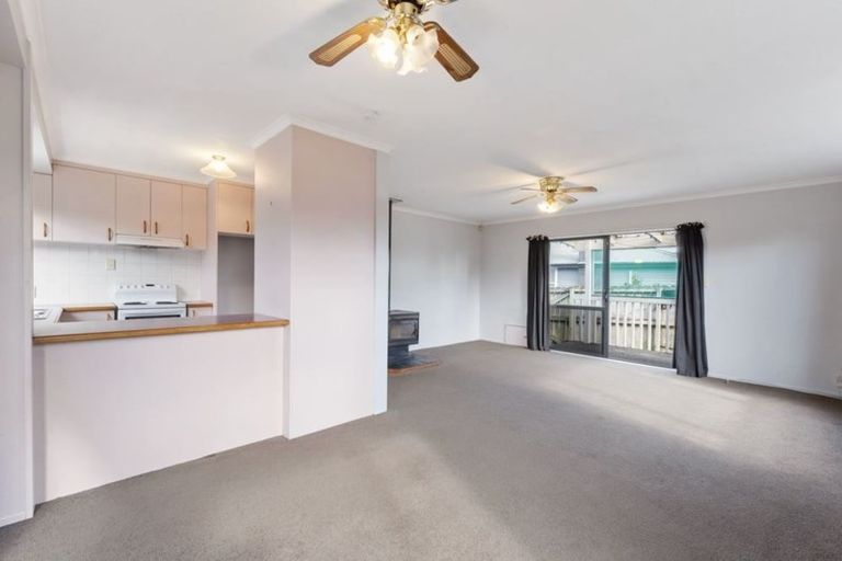 Photo of property in 32 Tawa Street, Hilltop, Taupo, 3330