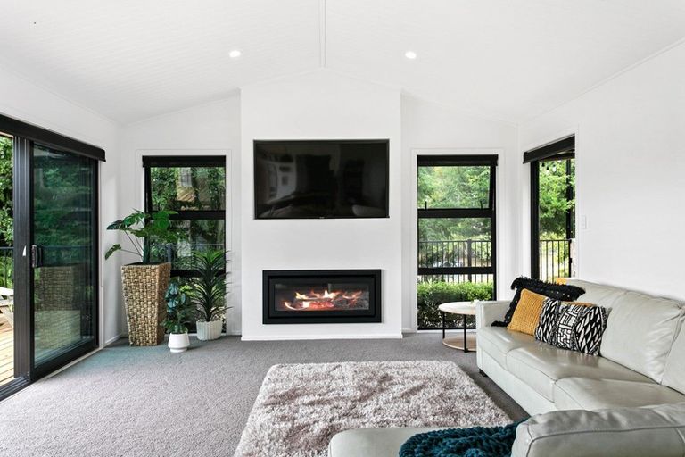 Photo of property in 19 Hindmarsh Drive, Rangatira Park, Taupo, 3330