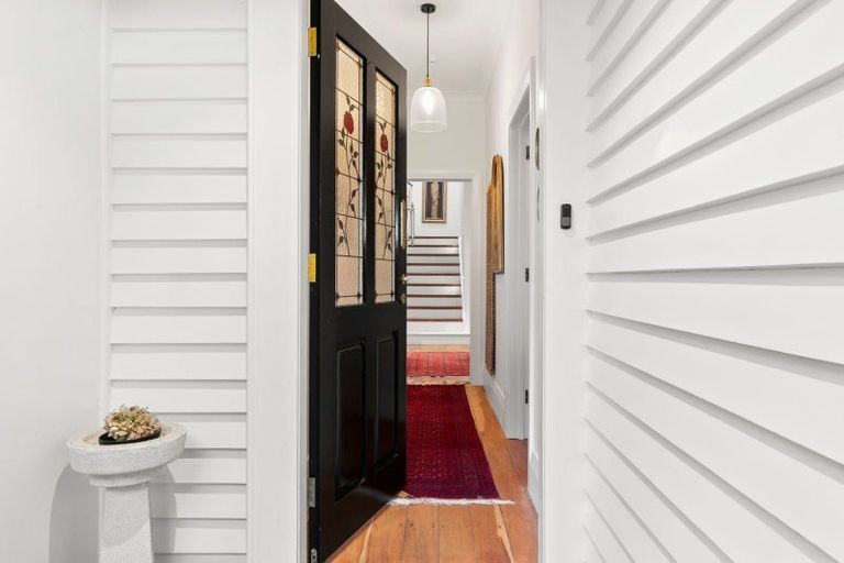 Photo of property in 81 Hall Street, Cambridge, 3434