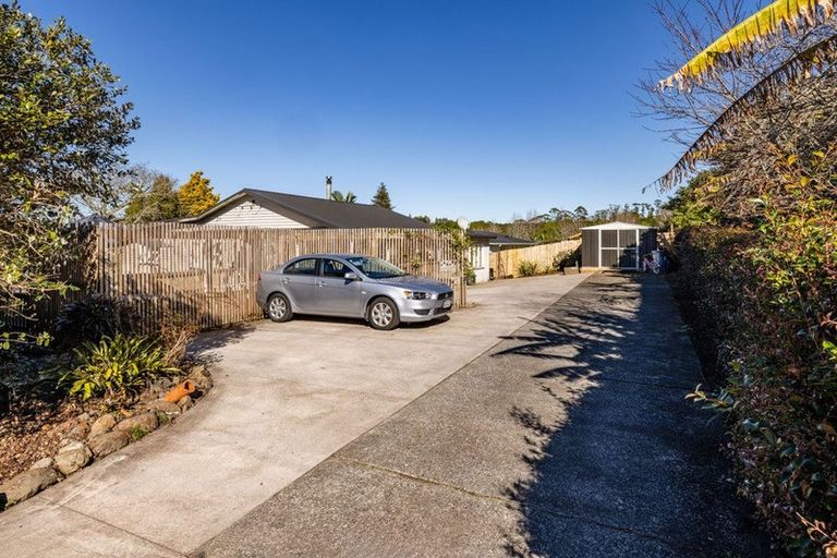 Photo of property in 43 Awatere Street, Clover Park, Auckland, 2023