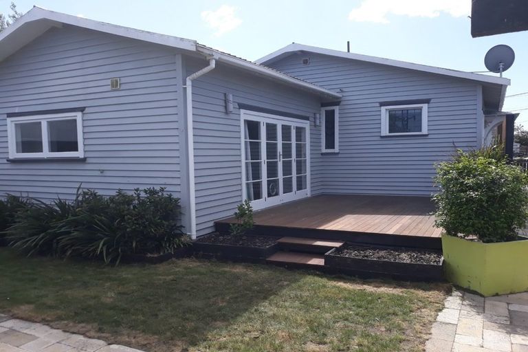 Photo of property in 4 Pannell Avenue, Wainoni, Christchurch, 8061