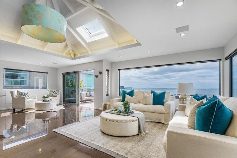 Photo of property in 34 Muritai Road, Milford, Auckland, 0620