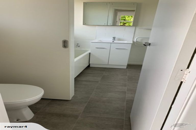 Photo of property in 360 Ilam Road, Bryndwr, Christchurch, 8053