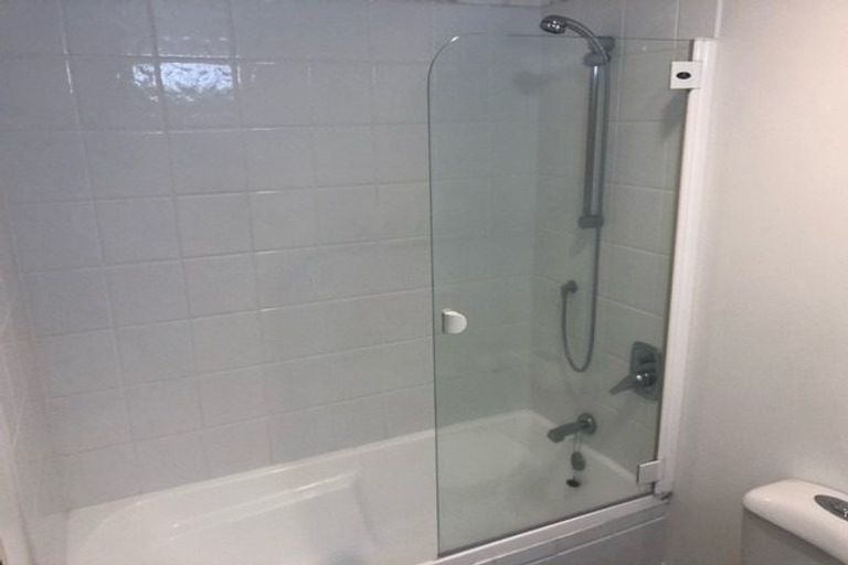 Photo of property in 164s Harbour Village Drive, Gulf Harbour, Whangaparaoa, 0930