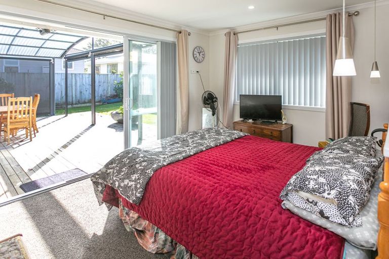 Photo of property in 80 Golden Shore Place, Coromandel, 3506