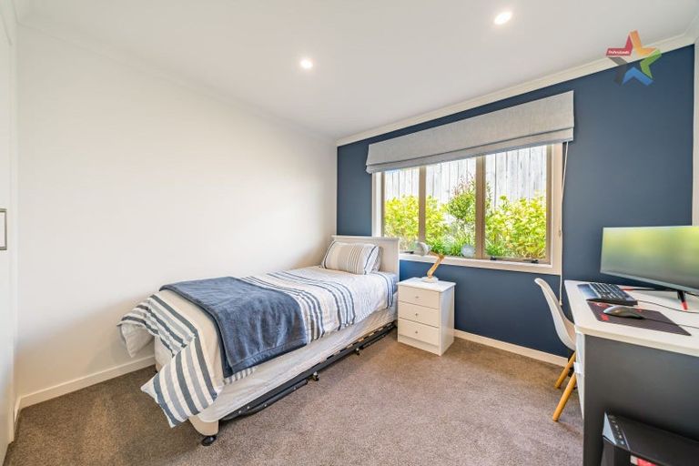 Photo of property in 10 Meadowbank Drive, Belmont, Lower Hutt, 5010