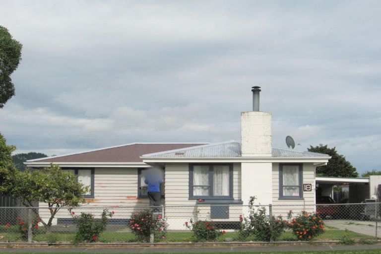 Photo of property in 18 Pickering Street, Outer Kaiti, Gisborne, 4010