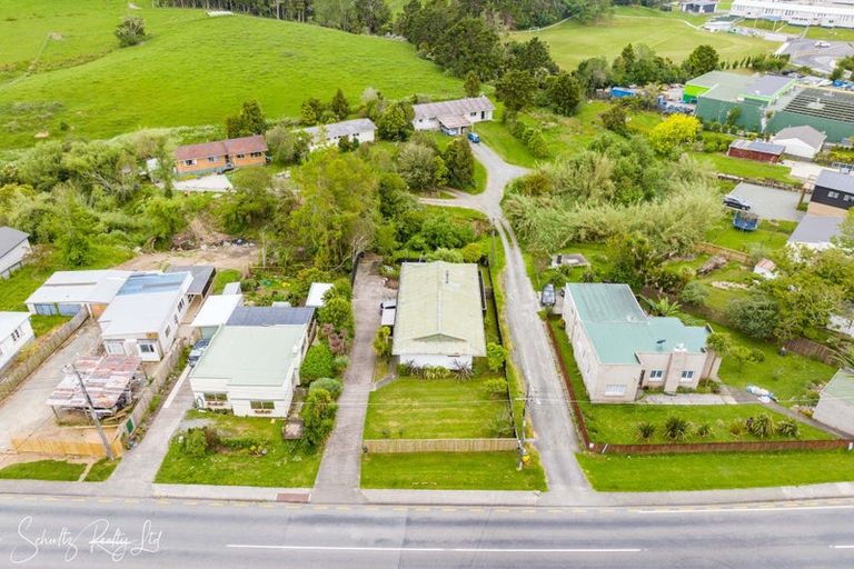 Photo of property in 185 Hurndall Street West, Maungaturoto, 0520