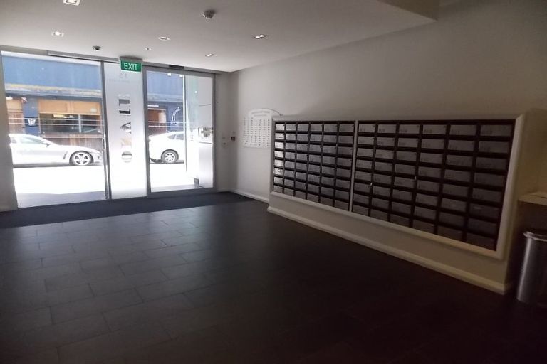 Photo of property in Monvie Apartments, 704/15 Holland Street, Te Aro, Wellington, 6011