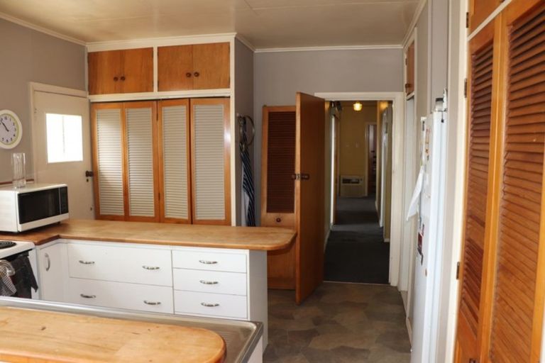 Photo of property in 18 Stratford Street, Blenheim, 7201