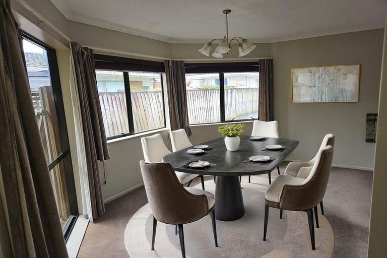 Photo of property in 17a Cameron Street, Papakura, 2110