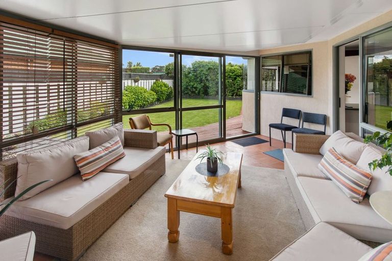 Photo of property in 6 Henley Court, Highbury, Palmerston North, 4412