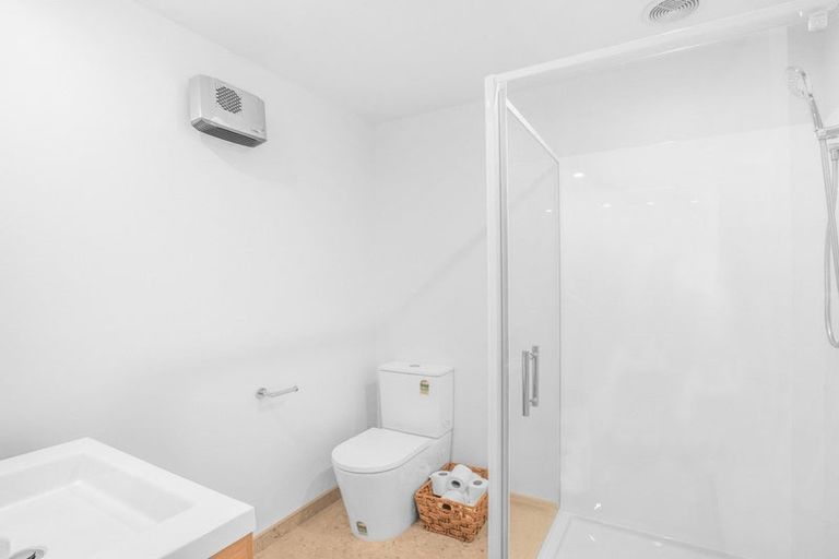 Photo of property in 4/24 Dampier Street, Woolston, Christchurch, 8023