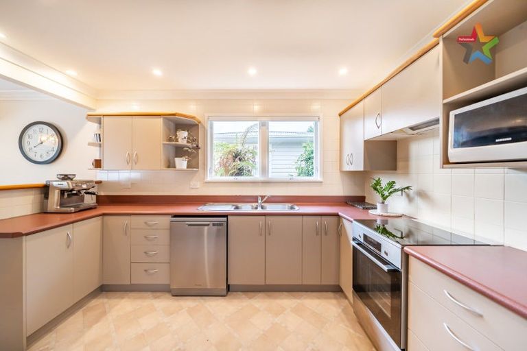 Photo of property in 61 Cleary Street, Waterloo, Lower Hutt, 5011