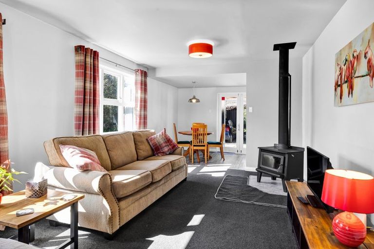 Photo of property in 22 Bath Street, Eltham, 4322