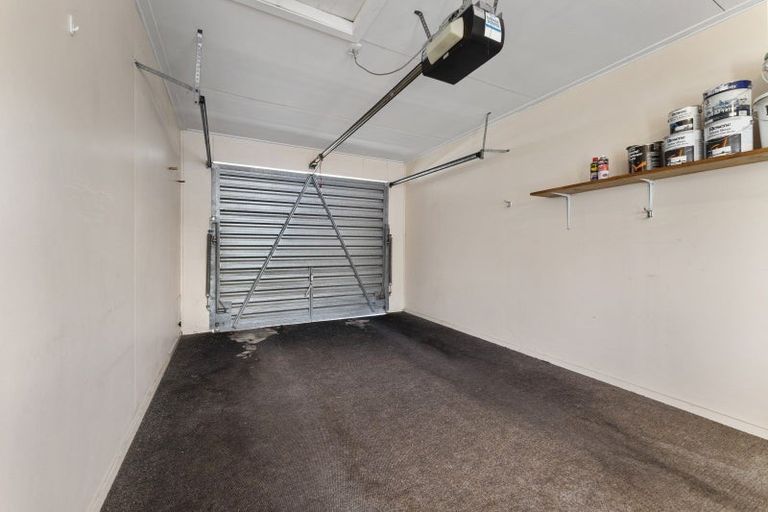 Photo of property in 49a Bath Street, Levin, 5510