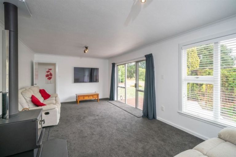 Photo of property in 17 Colac Street, Avondale, Christchurch, 8061
