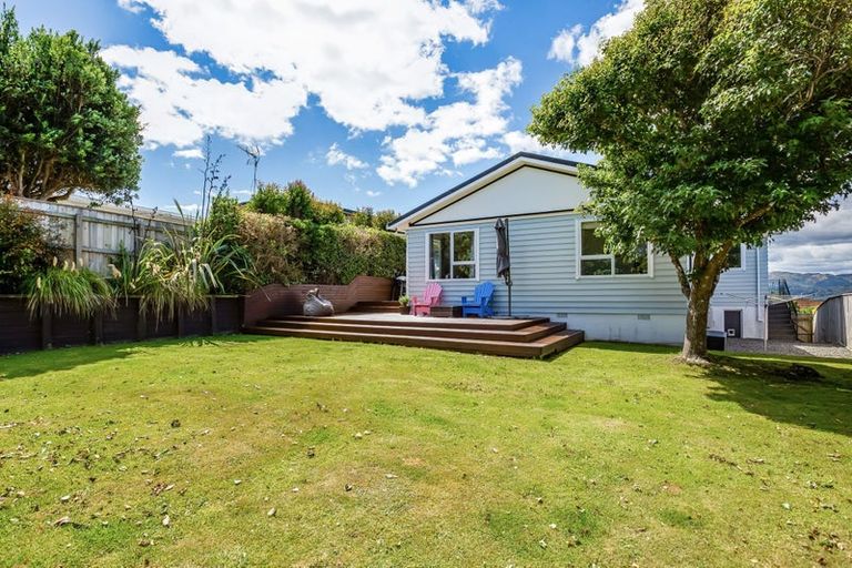 Photo of property in 118 Kahu Road, Paremata, Porirua, 5024