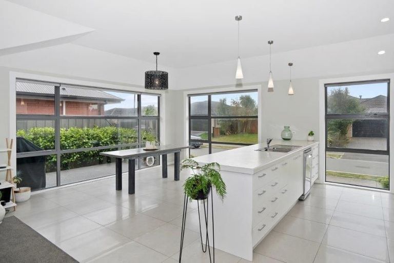 Photo of property in 3 Tommy Street, Pegasus, 7612