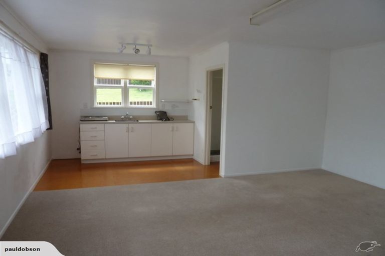 Photo of property in 15 Linwood Avenue, Forrest Hill, Auckland, 0620