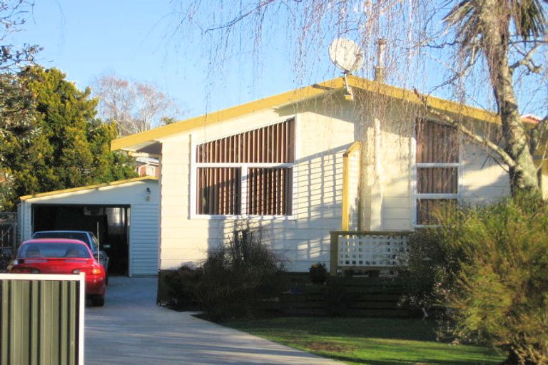 Photo of property in 12 Cypress Crescent, Pukete, Hamilton, 3200