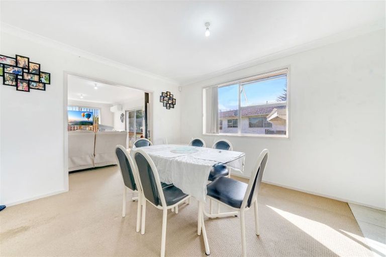 Photo of property in 47 Aarts Avenue, Manurewa, Auckland, 2102