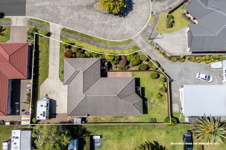 Photo of property in 16 Cobham Lane, Whitianga, 3510